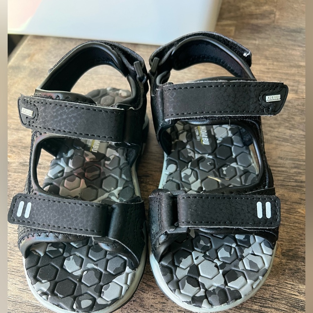 Kids Black Sandals 8c